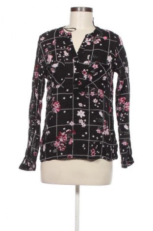 Damen Shirt Jean Pascale, Größe M, Farbe Mehrfarbig, Preis 1,99 €