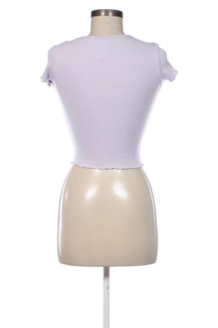 Damen Shirt Stradivarius, Größe XS, Farbe Lila, Preis € 3,99