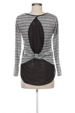 Női blúz Unbranded, Méret S, Szín Sokszínű, Ár 819 Ft