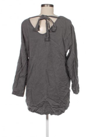 Női blúz Unbranded, Méret L, Szín Szürke, Ár 3 207 Ft