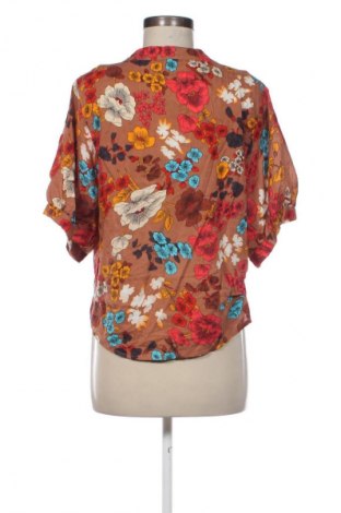 Női blúz Unbranded, Méret M, Szín Sokszínű, Ár 1 339 Ft