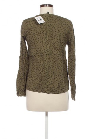 Dámska blúza Vero Moda, Veľkosť XS, Farba Viacfarebná, Cena  1,95 €