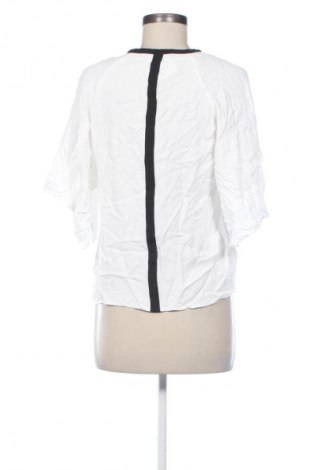 Damen Shirt Zara, Größe XS, Farbe Mehrfarbig, Preis 4,99 €