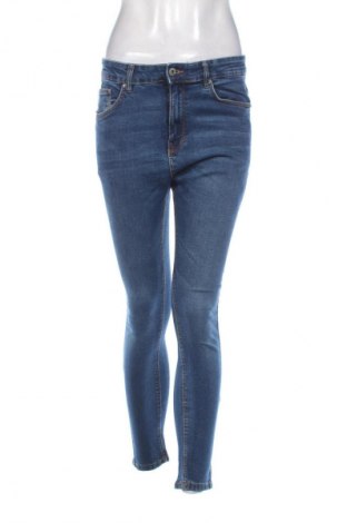 Dámské džíny  Pull&Bear, Velikost M, Barva Modrá, Cena  332,00 Kč