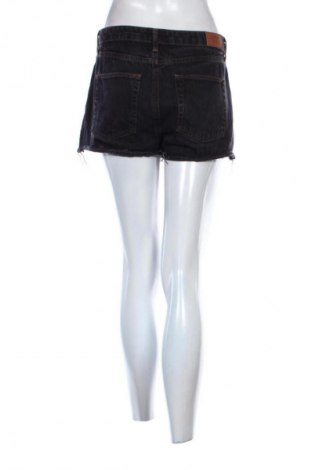 Női rövidnadrág BDG, Méret M, Szín Fekete, Ár 1 669 Ft