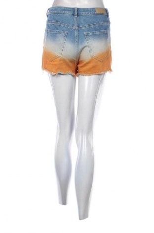 Dámské kraťasy  Clockhouse, Velikost M, Barva Vícebarevné, Cena  139,00 Kč