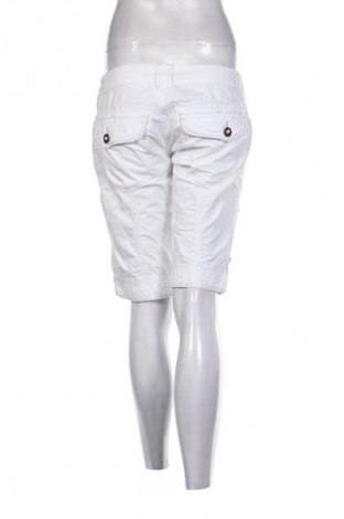 Damen Shorts Edc By Esprit, Größe S, Farbe Weiß, Preis € 5,99