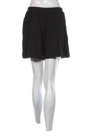 Дамски къс панталон Even&Odd, Размер M, Цвят Черен, Цена 6,13 €