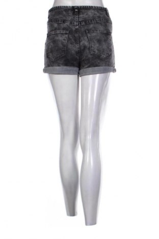 Дамски къс панталон Fb Sister, Размер S, Цвят Черен, Цена 3,57 €