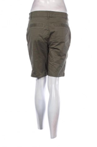 Damen Shorts Gap, Größe M, Farbe Grün, Preis € 4,99