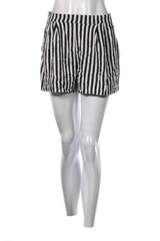 Dámské kraťasy  H&M, Velikost M, Barva Vícebarevné, Cena  127,00 Kč