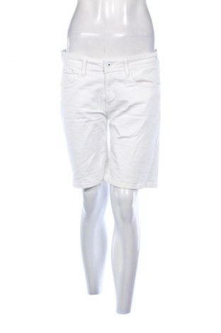 Pantaloni scurți de femei Pepe Jeans, Mărime L, Culoare Alb, Preț 92,99 Lei