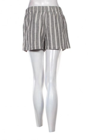 Damen Shorts Pull&Bear, Größe L, Farbe Mehrfarbig, Preis 3,99 €