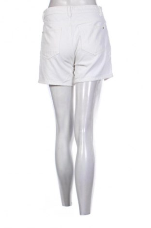 Női rövidnadrág Sinsay, Méret S, Szín Fehér, Ár 3 828 Ft