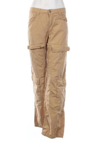 Γυναικείο παντελόνι Bershka, Μέγεθος M, Χρώμα  Μπέζ, Τιμή 12,99 €