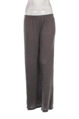 Дамски панталон Pieces, Размер L, Цвят Сив, Цена 8,69 €