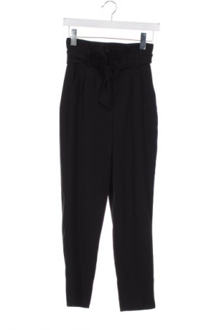 Дамски панталон Sinsay, Размер XS, Цвят Черен, Цена 2,55 €