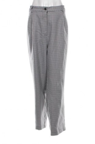 Дамски панталон Unbranded, Размер 3XL, Цвят Многоцветен, Цена 11,75 €