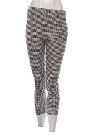 Damenhose Zara, Größe M, Farbe Mehrfarbig, Preis 3,99 €