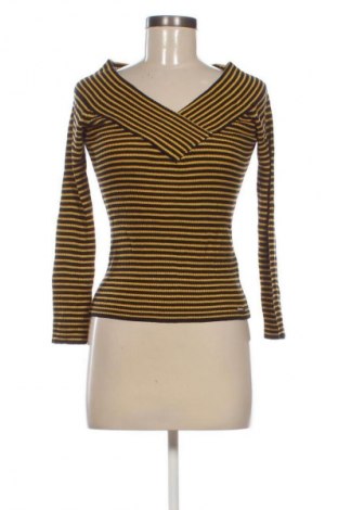 Pulover de femei Guess, Mărime M, Culoare Multicolor, Preț 191,99 Lei