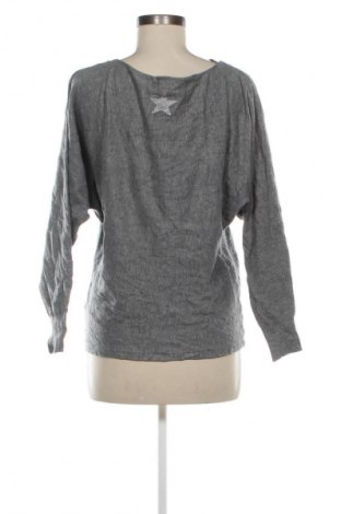 Γυναικείο πουλόβερ NEW COLLECTION, Μέγεθος M, Χρώμα Γκρί, Τιμή 7,99 €