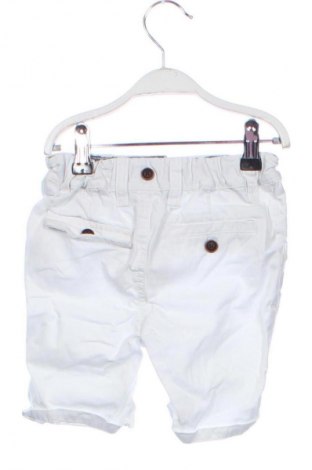 Παιδικό κοντό παντελόνι Next, Μέγεθος 18-24m/ 86-98 εκ., Χρώμα Λευκό, Τιμή 3,99 €