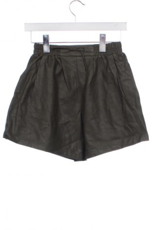 Детски къс панталон Zara, Размер 12-13y/ 158-164 см, Цвят Зелен, Цена 2,04 €