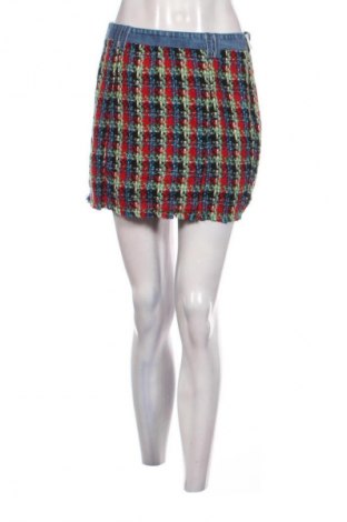 Пола Bershka, Размер M, Цвят Многоцветен, Цена 2,04 €