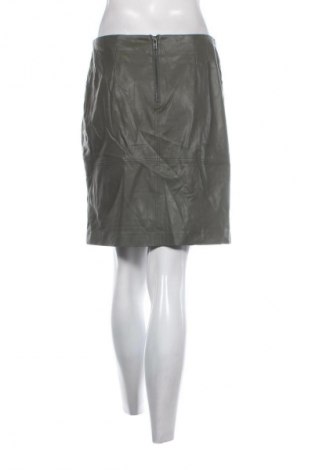 Пола Comma,, Размер S, Цвят Зелен, Цена 7,15 €