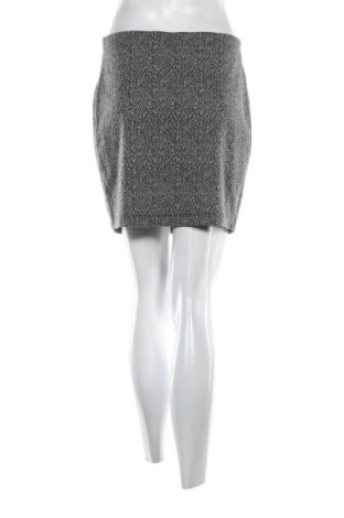 Пола Express, Размер M, Цвят Многоцветен, Цена 2,04 €