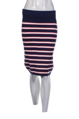 Szoknya Guess, Méret M, Szín Sokszínű, Ár 3 829 Ft