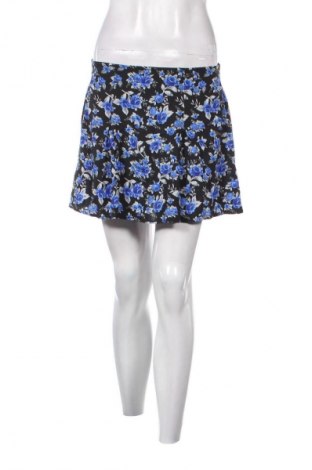 Пола H&M Divided, Размер M, Цвят Многоцветен, Цена 3,06 €