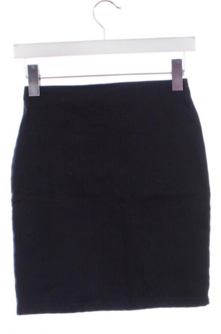 Пола House, Размер XS, Цвят Многоцветен, Цена 5,42 €