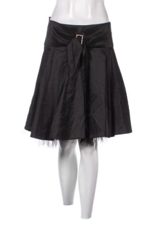 Пола Lynne, Размер M, Цвят Черен, Цена 2,04 €