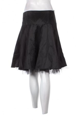 Пола Lynne, Размер M, Цвят Черен, Цена 2,04 €