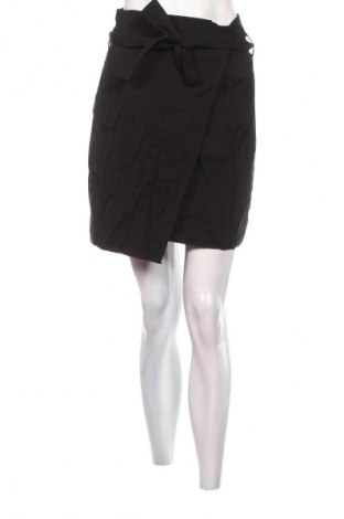 Пола Riccovero, Размер XS, Цвят Черен, Цена 2,04 €