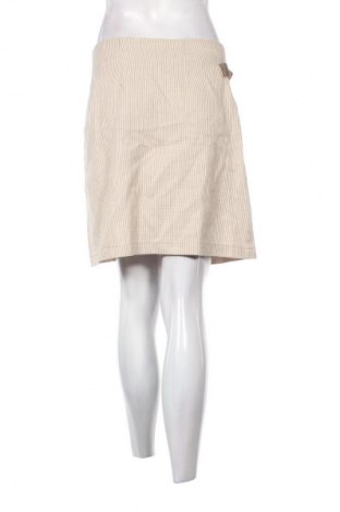 Пола Unbranded, Размер M, Цвят Бежов, Цена 3,57 €