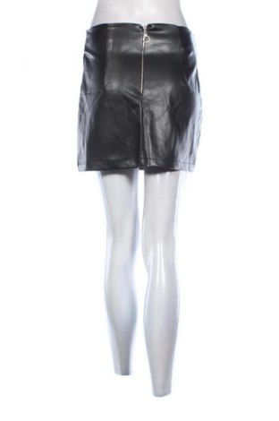 Пола Unbranded, Размер M, Цвят Черен, Цена 9,74 €