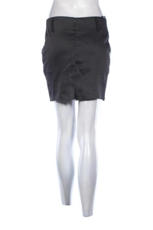 Пола Unbranded, Размер M, Цвят Черен, Цена 3,06 €