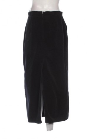 Пола Unbranded, Размер M, Цвят Черен, Цена 9,20 €