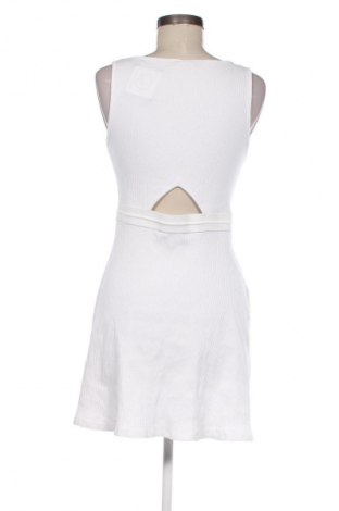 Šaty  ASOS, Veľkosť M, Farba Biela, Cena  14,95 €