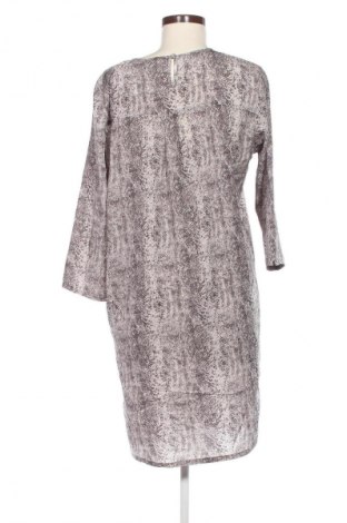 Kleid B.Young, Größe L, Farbe Mehrfarbig, Preis 1,99 €