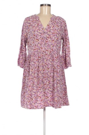 Šaty  B.Young, Velikost M, Barva Vícebarevné, Cena  127,00 Kč