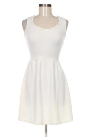 Šaty  Bershka, Veľkosť S, Farba Biela, Cena  5,95 €