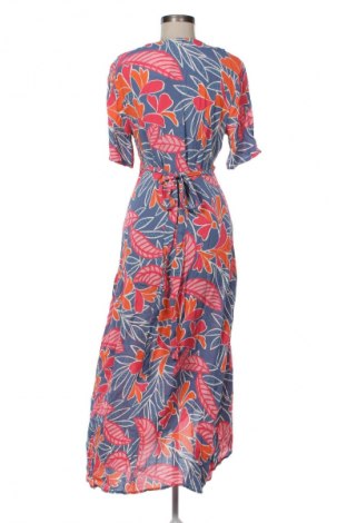 Рокля Boii, Размер M, Цвят Многоцветен, Цена 17,38 €