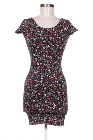 Kleid Clockhouse, Größe S, Farbe Mehrfarbig, Preis 5,00 €