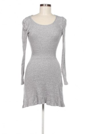 Kleid Clockhouse, Größe XS, Farbe Grau, Preis € 5,99