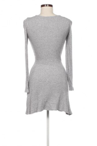 Kleid Clockhouse, Größe XS, Farbe Grau, Preis € 5,99