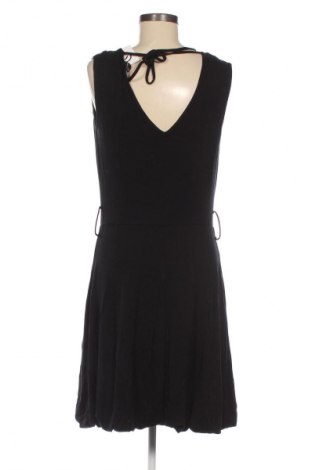 Kleid Dorothy Perkins, Größe L, Farbe Schwarz, Preis 7,99 €