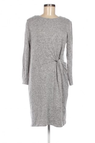 Kleid Edc By Esprit, Größe L, Farbe Grau, Preis € 16,79